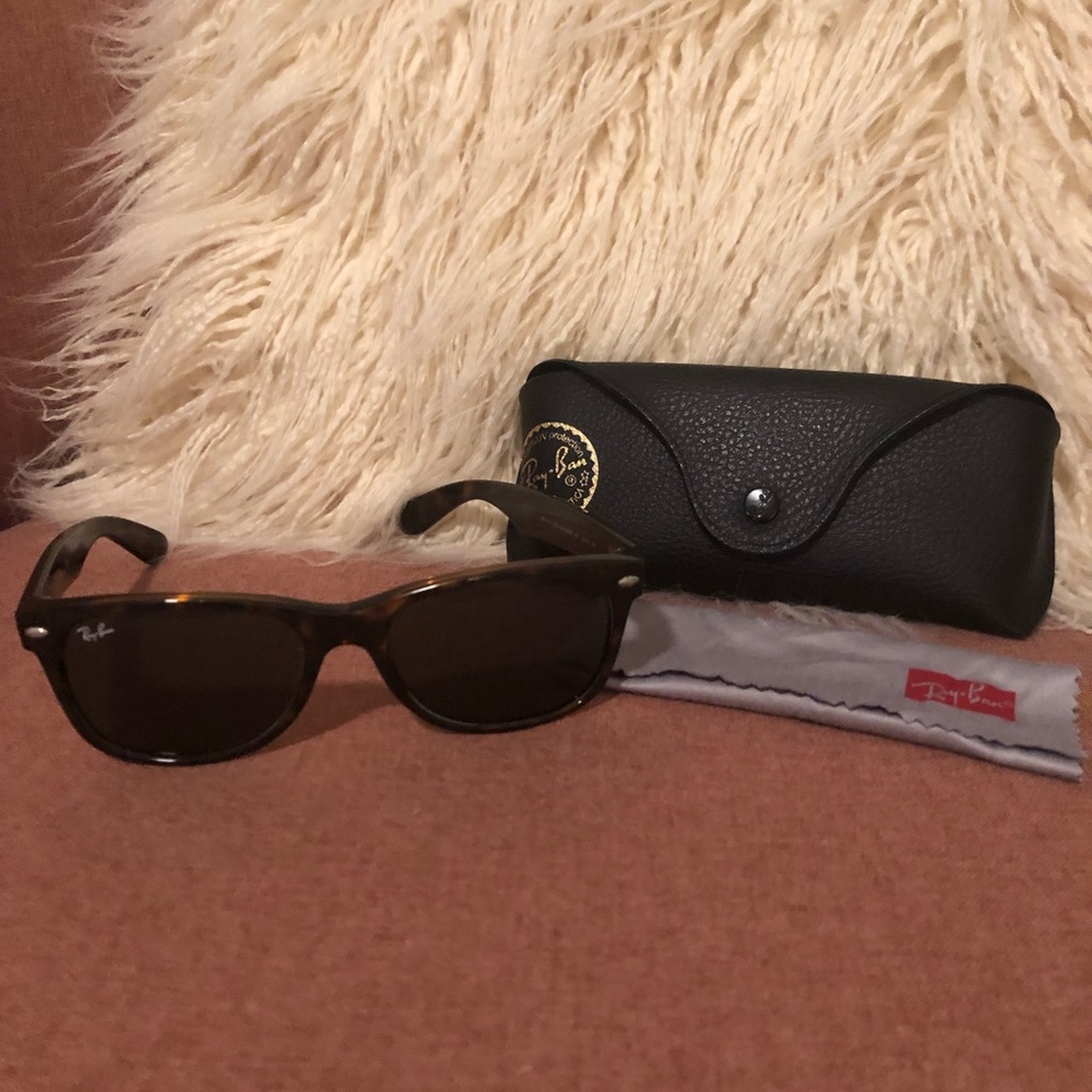 NEW WAYFARER CLASSIC